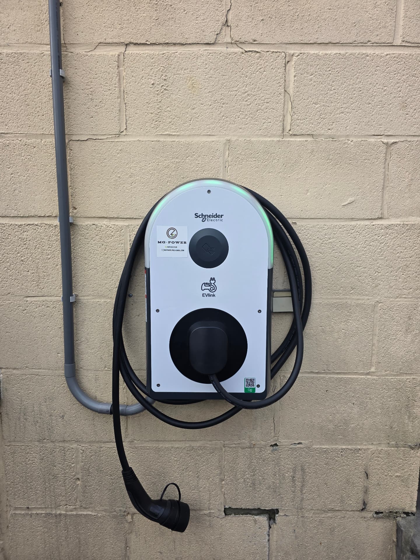 Installation de borne de recharge — Tubize